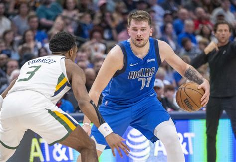 Injured Luka Doncic Vows to Play in Dallas Mavs Playoff Game 3 - ‘If ...