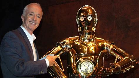 C 3po Does Something Special In Star Wars The Force Awakens Anthony