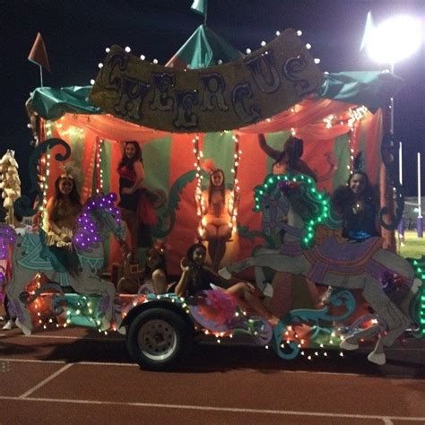 These Homecoming Floats Deserve A Place In The Macys Thanksgiving