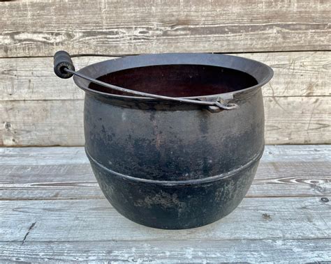 Large Antique Cast Iron Cauldron Farmhouse Antiques Etsy