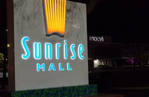 Outdated strip mall on Sunrise Blvd undergoing major face-lift - Citrus ...