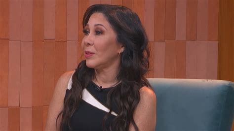 Watch Acércate a Rocío Episode: A mi hijastro le gustan mayores - NBC.com 