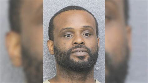 Florida Man Accused Of Killing Another Man Over 3 Debt 700wlw