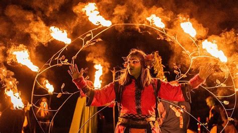 Samhuinn Fire Festival Ushers In Celtic New Year Bbc News