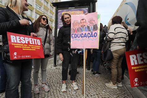 “não Paramos” Milhares De Professores Protestaram Em Lisboa Poucos