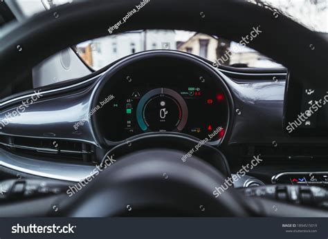 417 Fiat 500 interior Images, Stock Photos & Vectors | Shutterstock