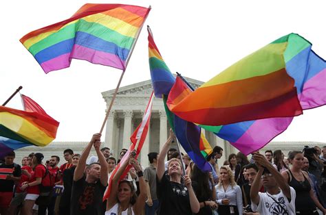 U S Supreme Court Strikes Down Bans On Same Sex Marriage KQED