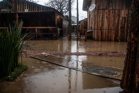 Chuva Intensa No RS Deixa Mais De 200 Pessoas Desalojadas Variedades