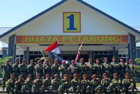 Komandan Batalyon Infanteri 1 Marinir Lepas Taruna AAL Korps Marinir