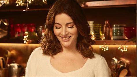 Nigella Lawson's bizarre spaghetti hack is so Instagrammable – but fans ...