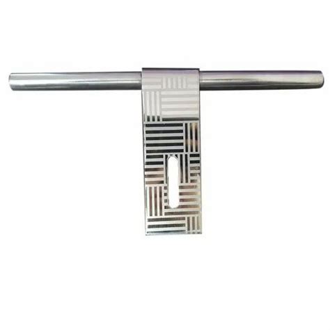 Size Inch L Door Fitting Stainless Steel Door Aldrop At Rs