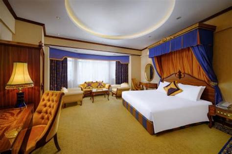 Hotel Lisboa, Macau (updated prices 2024)