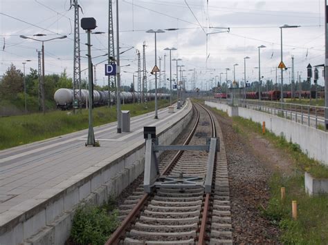 Der Bahnsteig für Züge von und nach Szczecin am 23 Mai 2015 in