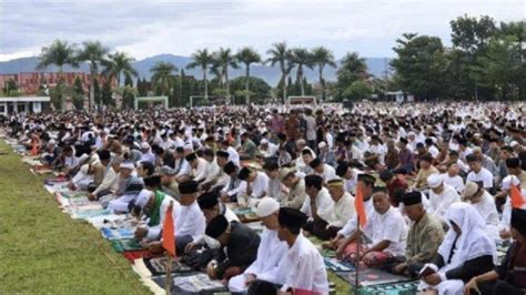 Wako Sungai Penuh Ahmadi Dan Wawako Antos Gelar Sholat Idul Adha Di