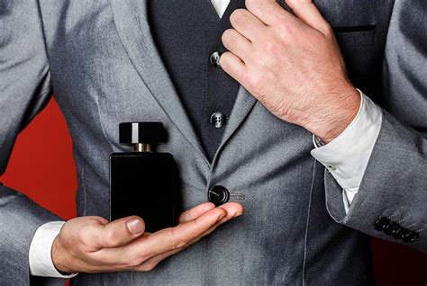 8 Expensive Perfume Brands for Men To Make Your Jaws Drop!