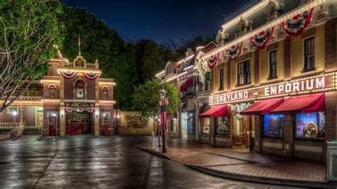 Why the disneyland anaheim showtimes are earlier than last year