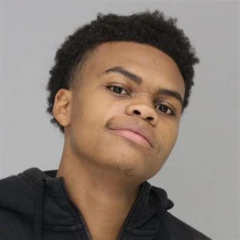 Latest News Usa Today Dallas 18 Year Old Charged With Murder After