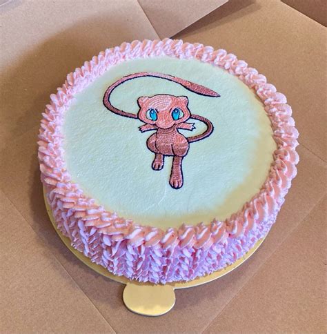 Mew Birthday Cake Pasteles Cremas Pokemon