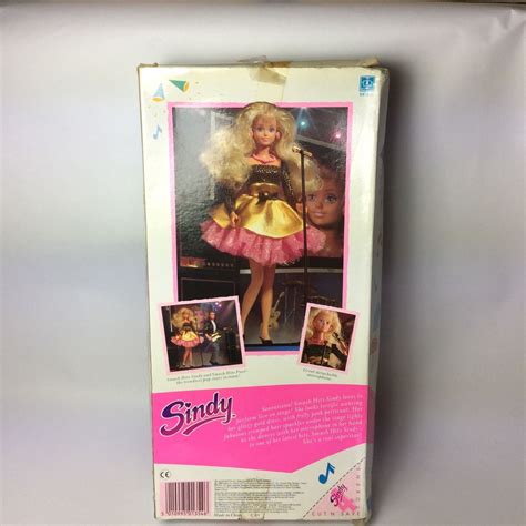 Vintage 1989 Hasbro Sindy Doll Smash Hits Doll And Clothes Boxed