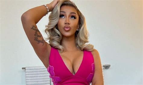 Cardi B Goes Topless On A Plane Blacksportsonline