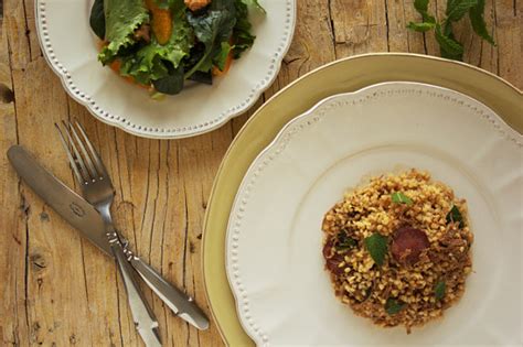 Cinco Quartos de Laranja Pato desfiado chouriço e bulgur em 15 minutos