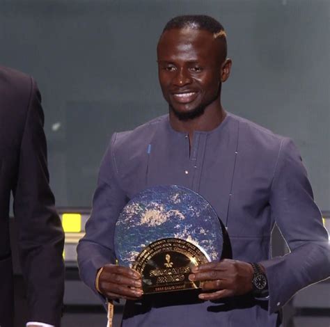 África Bola de Ouro 2022 Sadio Mané é o primeiro vencedor do Prémio