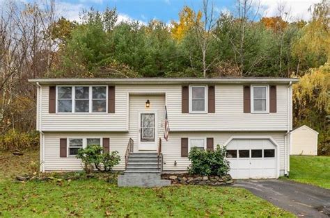 178 Summer St Maynard Ma 01754 Mls 72641446 Redfin