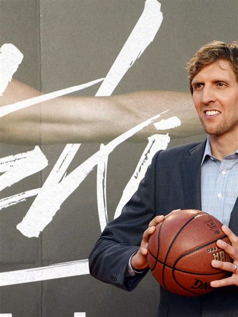 Thomas Pletzinger The Great Nowitzki Ganz Nah Dran Und Doch