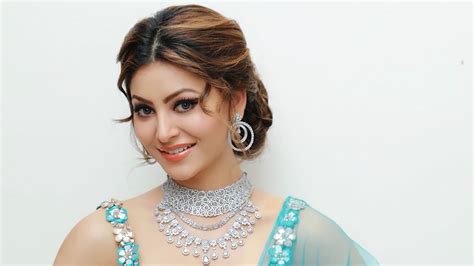 Urvashi Rautela Wallpapers Full Hd 46257 Baltana