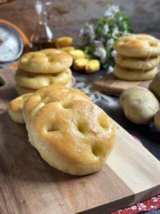 Focaccine Di Semola Con Patate Una Famiglia In Cucina Artofit