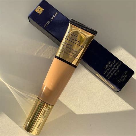 Estee lauder futurist hydra rescue spf45 увлажняющий тональный крем ...