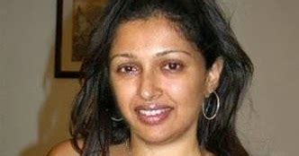 Goutami Topless Nude Showing Her Big Boobs And Nipples Porn Bikini