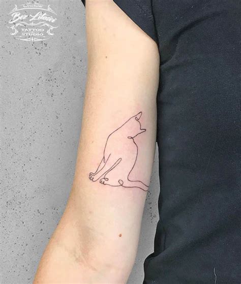 Outline Minimalist Cat Tattoos - Juventu dugtleon