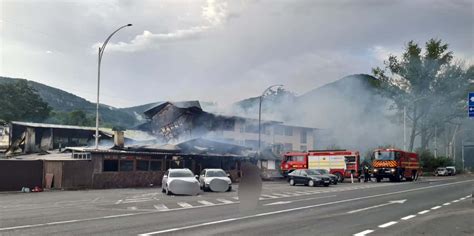 Foto Video Incendiu Produs La Un Motel I Restaurant Din B Ile