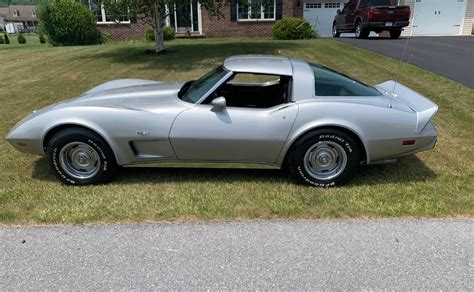 Corvette Side View Barn Finds