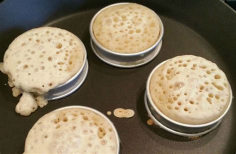 Easy Crumpets Recipe Without Yeast | Deporecipe.co