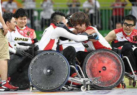 車いすラグビー 日本、悲願のメダル 気迫全面に出し勝利 読んで見フォト 産経フォト