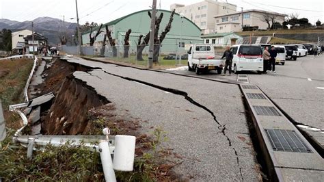 Powerful Japan Earthquake Tears Down Homes Triggers Tsunami Warnings