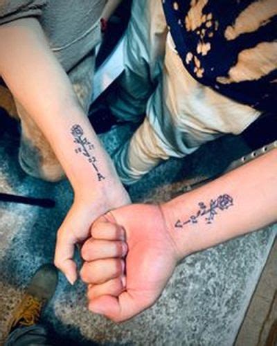 Top Tatuajes De Parejas En La Mu Eca Abzlocal Mx