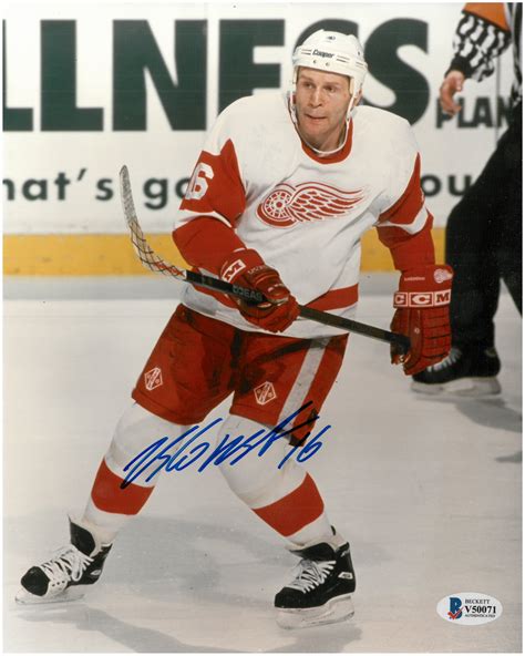 Lot Detail - Vladimir Konstantinov Autographed 8x10 Photo