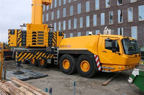 Grove GMK 6300L GST Cranes