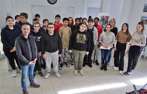 Lons le Saunier Une séance déducation à la santé donnée au lycée du