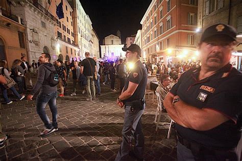 Ancona Ordinanza Anti Alcol Nel Mirino Cos I Locali Chiuderanno