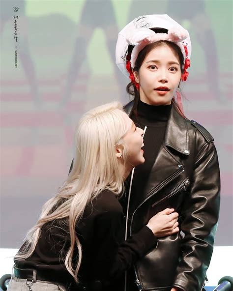 Moonbyul Y Solar Mamamoo South Korean Girls Korean Girl Groups