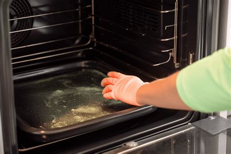 Come Pulire Il Vetro Del Forno Guida Passo Passo Cucina Tecnologica