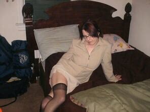 Hot Amateur Milf Glasses Porn Pic