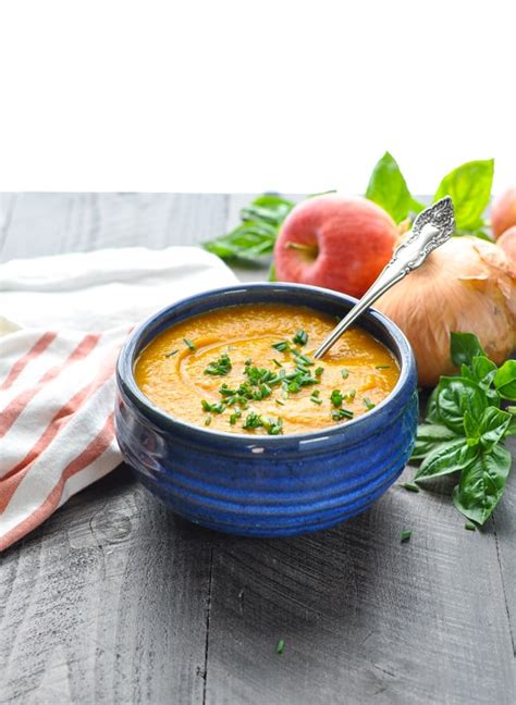 Healthy And Easy Pumpkin Soup The Seasoned Mom