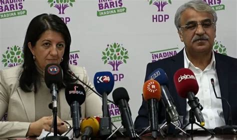 HDP Eş Genel Başkanları Sancar ve Buldan il başkanlarıyla bir araya