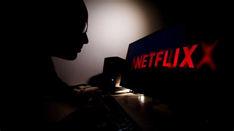 User Netflix Yang Berbagi Password Siap Siap Kena Razia Global