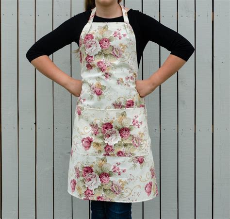 Aprons For Women Roses Print Floral Apron For Woman With Etsy